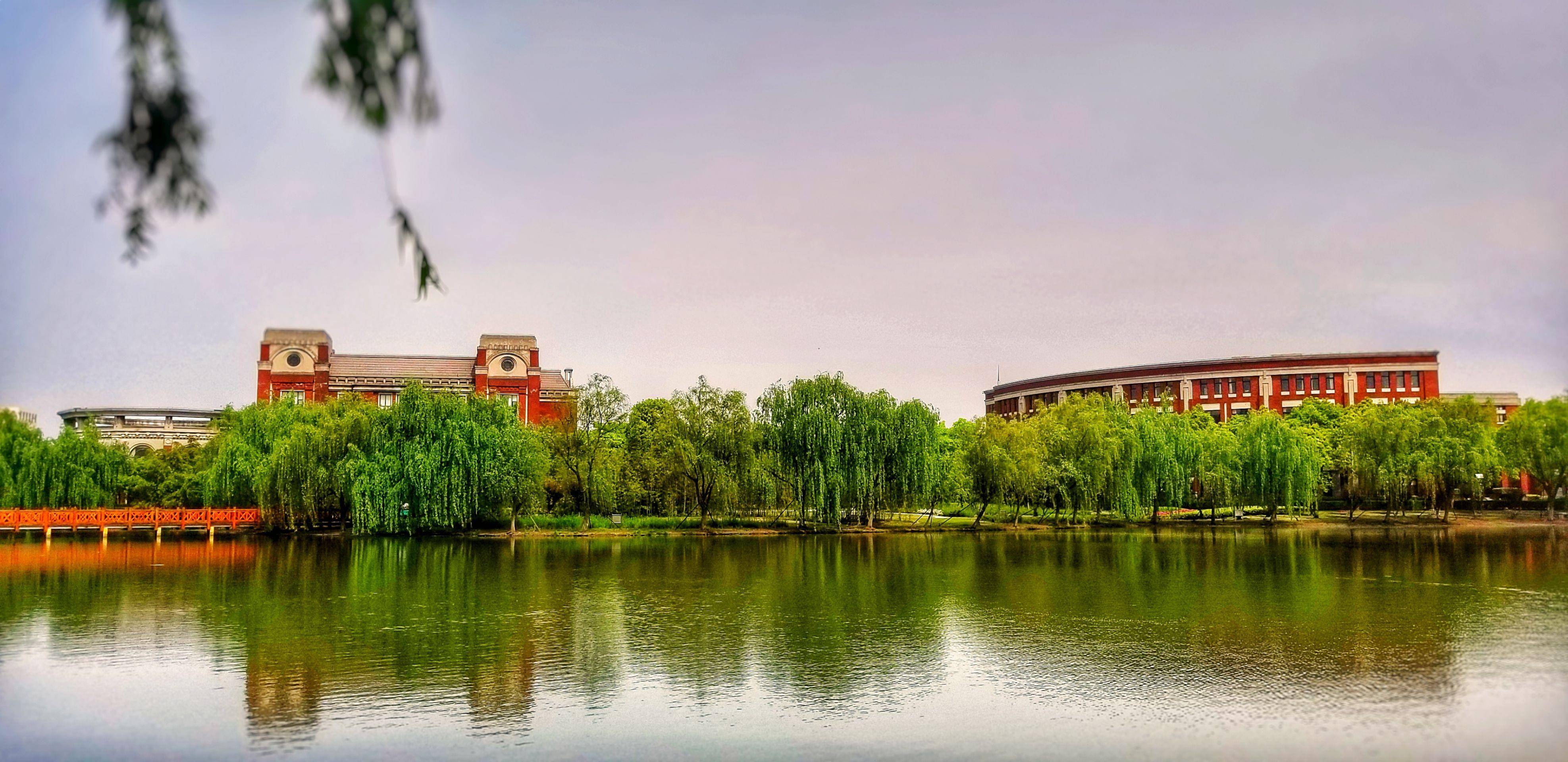 中国政法大学人文学院