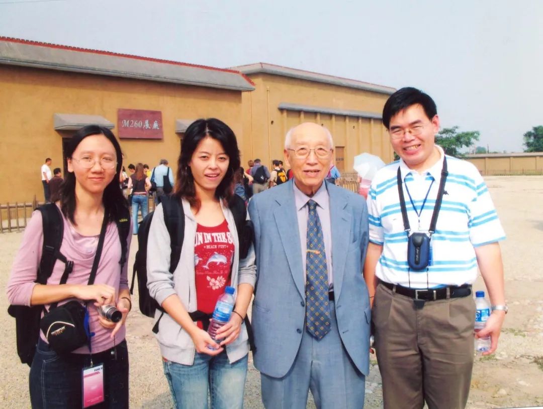 北京科技大学毕业证书图片